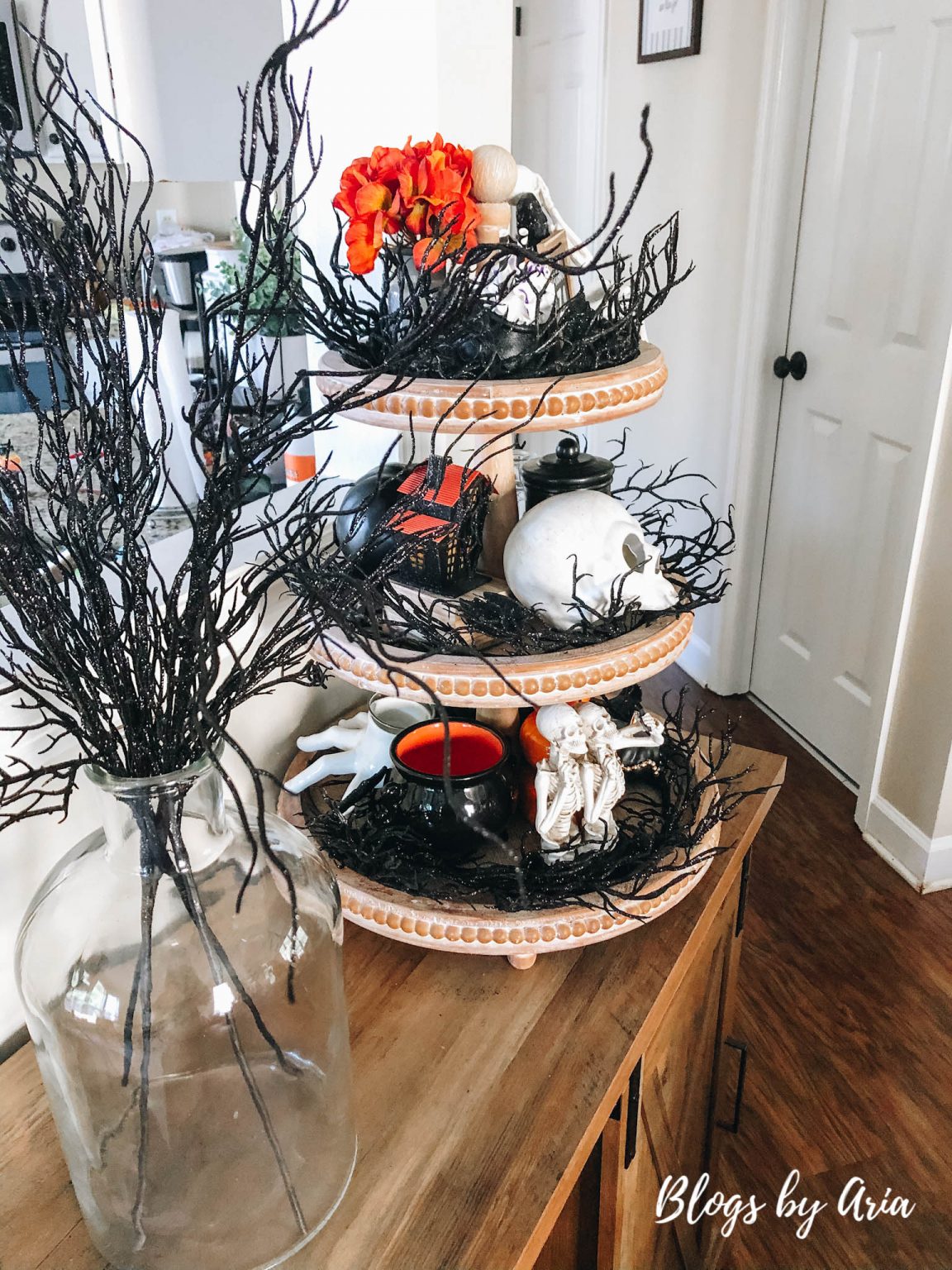19 Best Halloween Tiered Tray Decor 7 halloween tiered tray 6