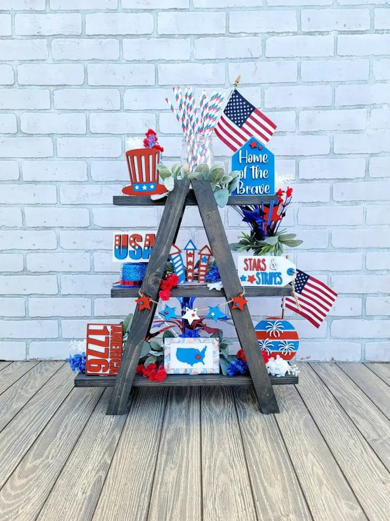 patriotic tiered tray idea