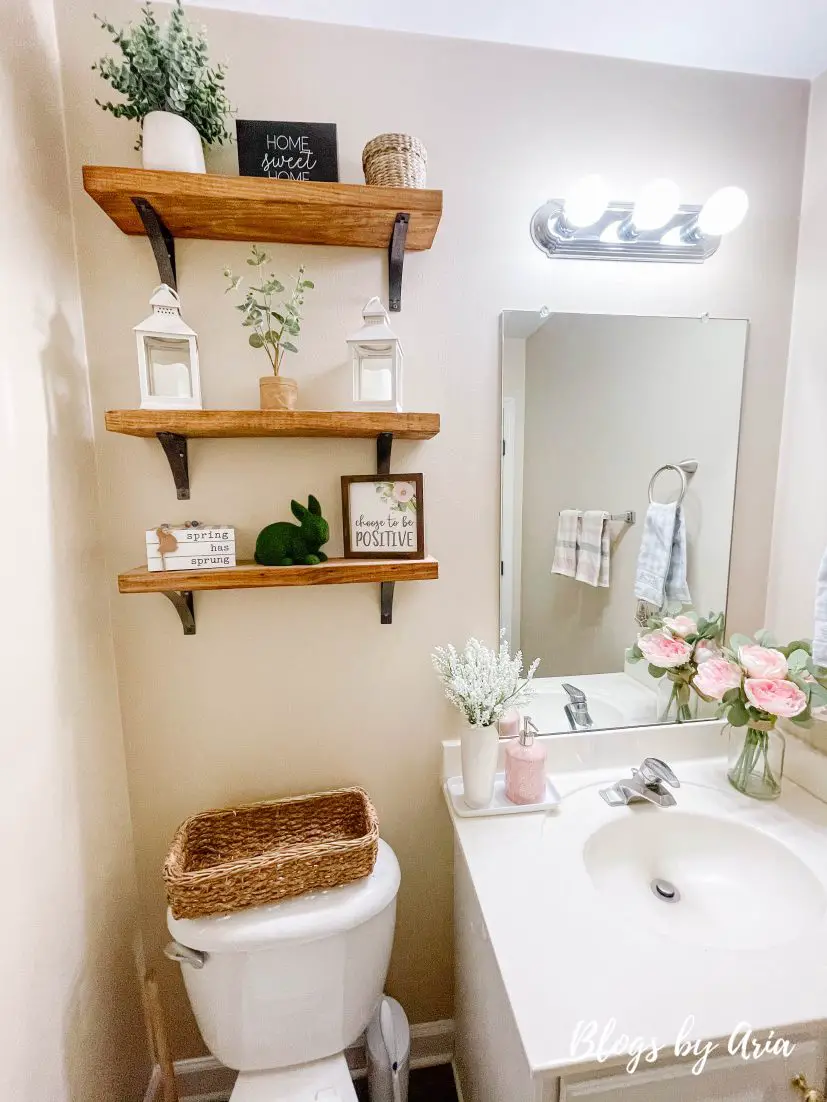 Spring bathroom decorating