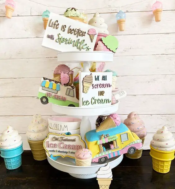 ICE CREAM TRUCK TIERED TRAY