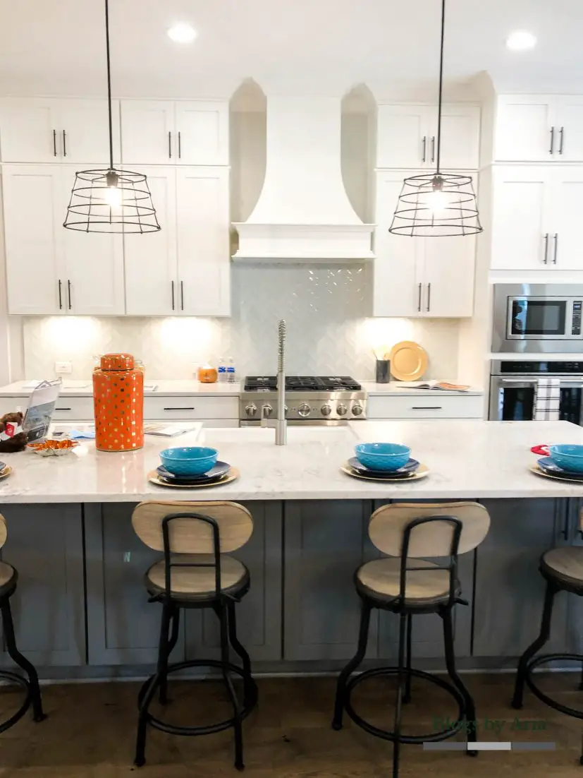 modern farmhouse white kitchen design