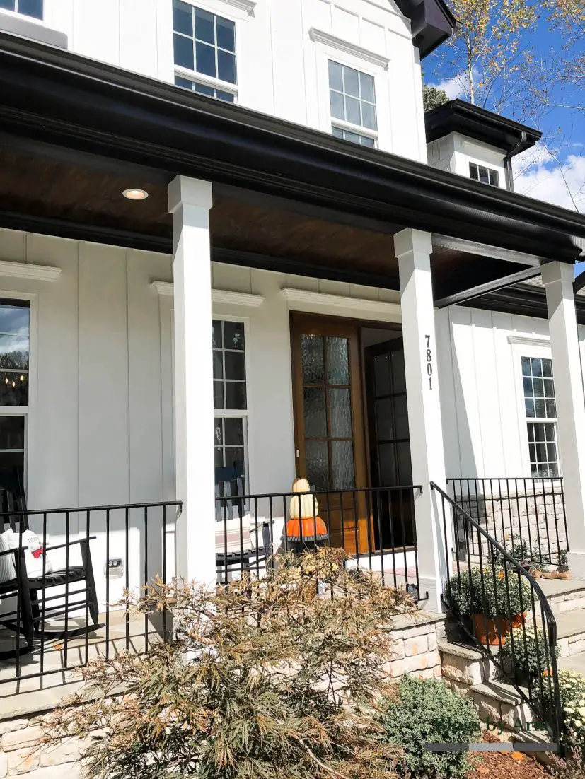 modern farmhouse front porch