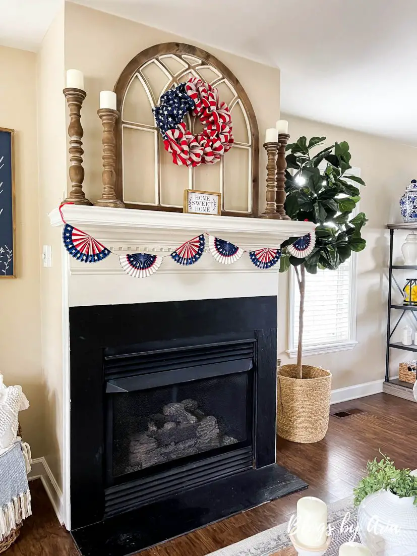 styled fireplace mantle for the Fourth of July