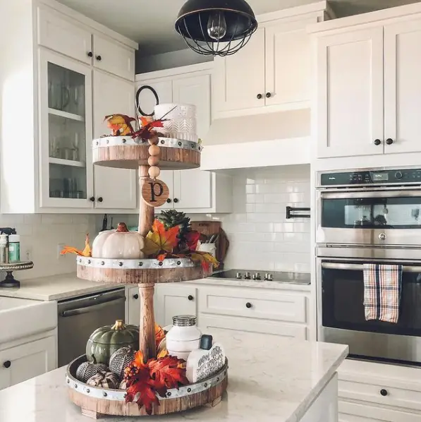 decorating fall farmhouse tiered tray