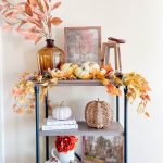 fall decorating ideas for bookshelf