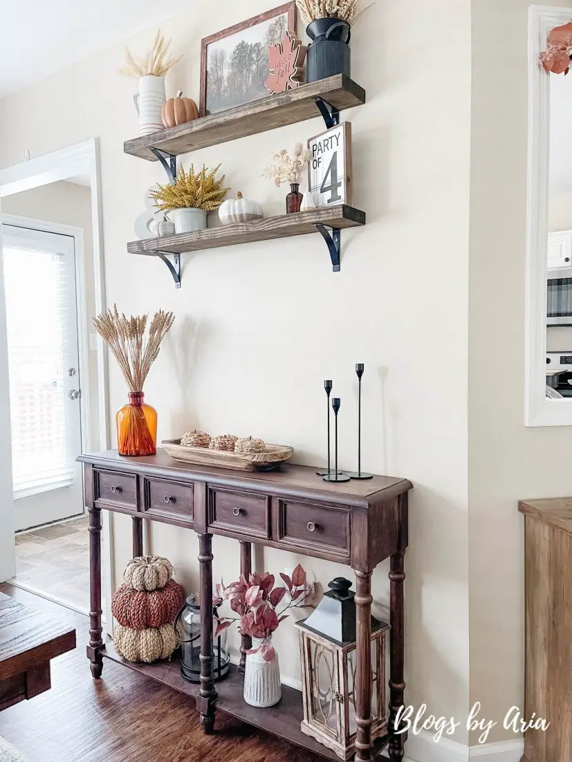 how to style floating shelves for Fall