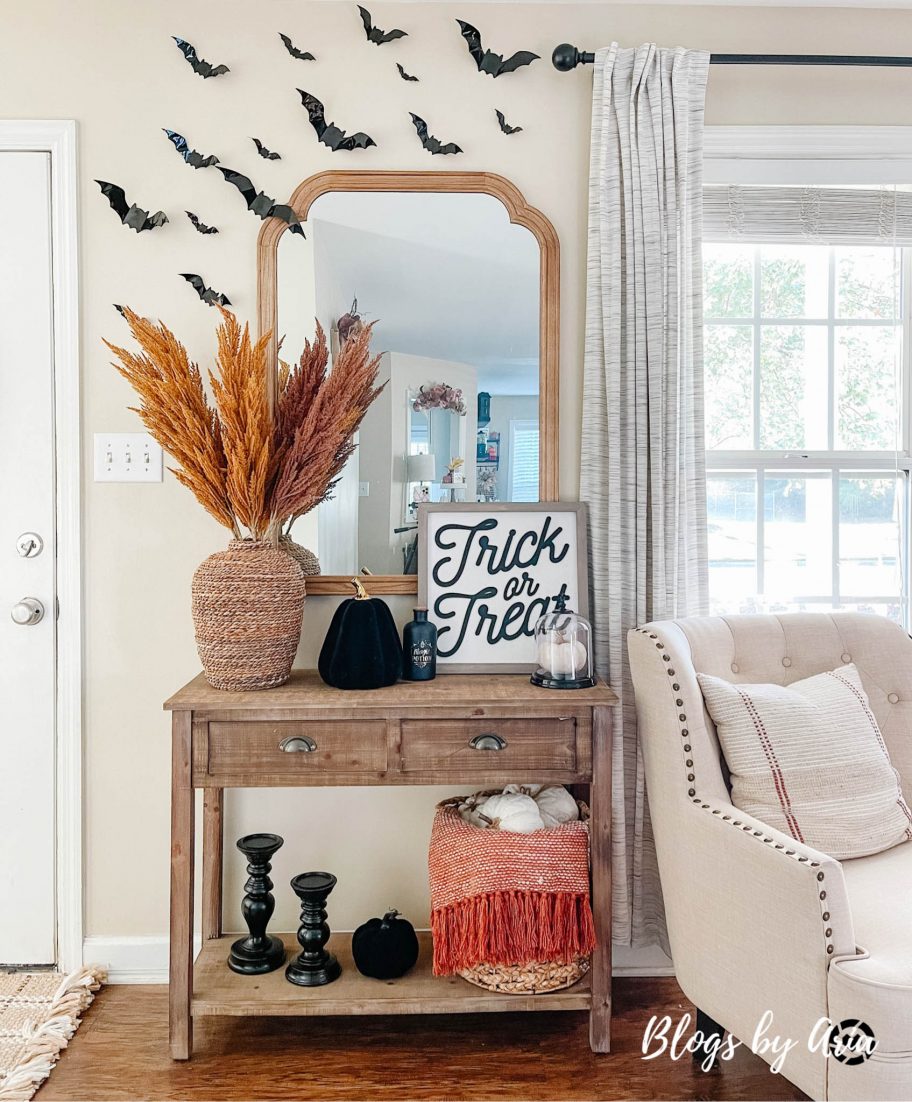 halloween entryway table decor