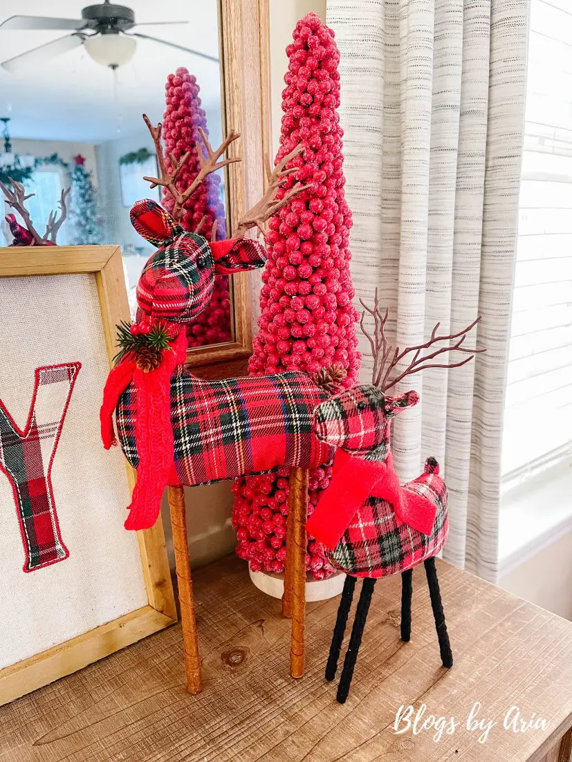 affordable Christmas decor on entryway table