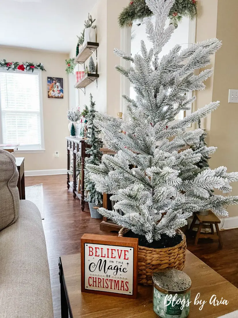 cozy holiday living room