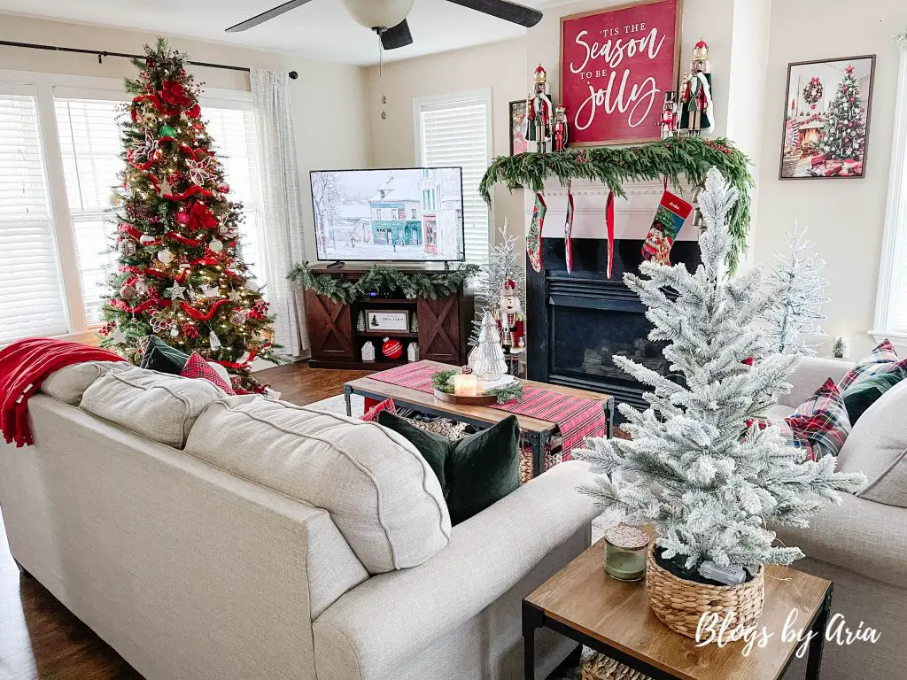 Christmas farmhouse family room decor