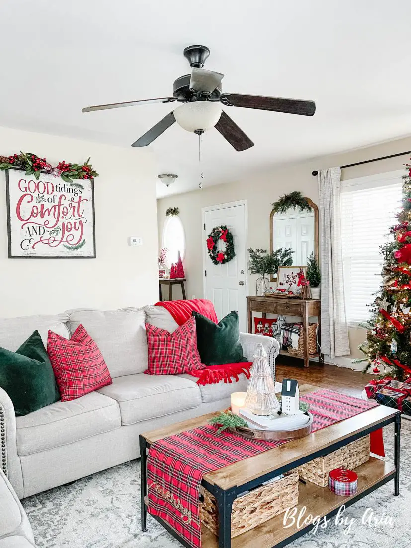 Christmas family room decor ideas