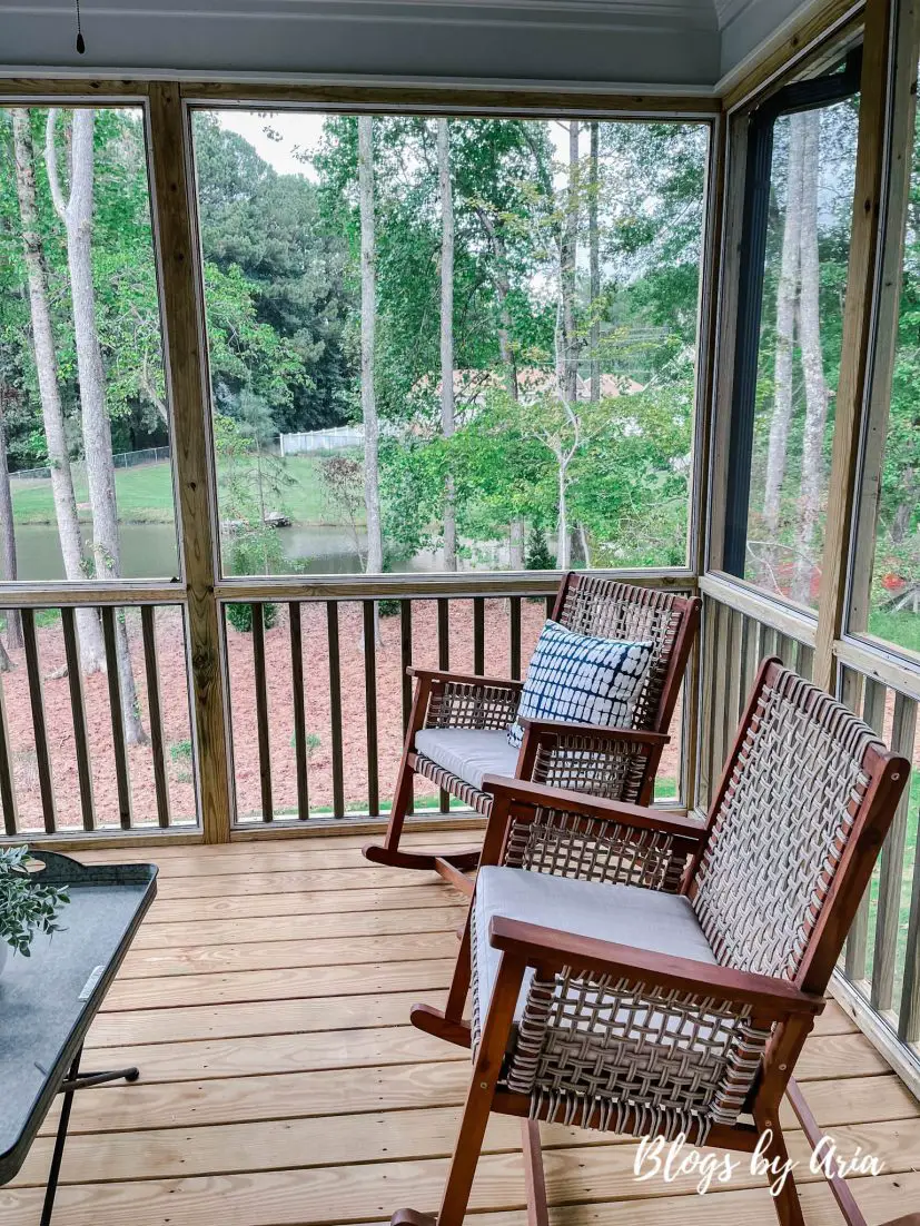 screened in porch with full view patio door and outdoor ceiling fan