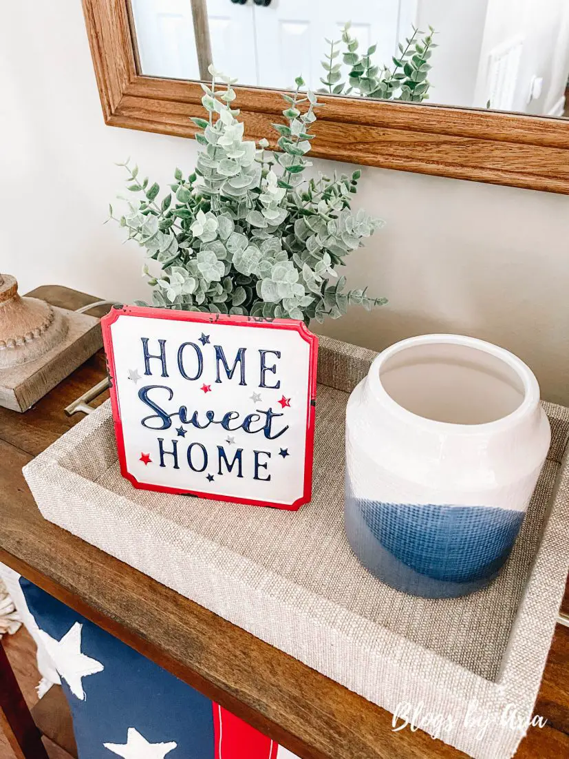 patriotic styled entryway ideas