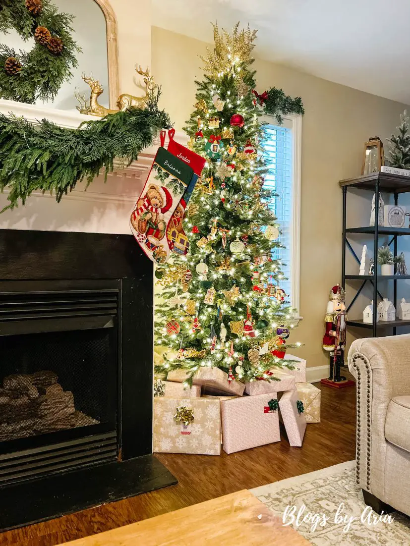 green and gold Christmas mantel