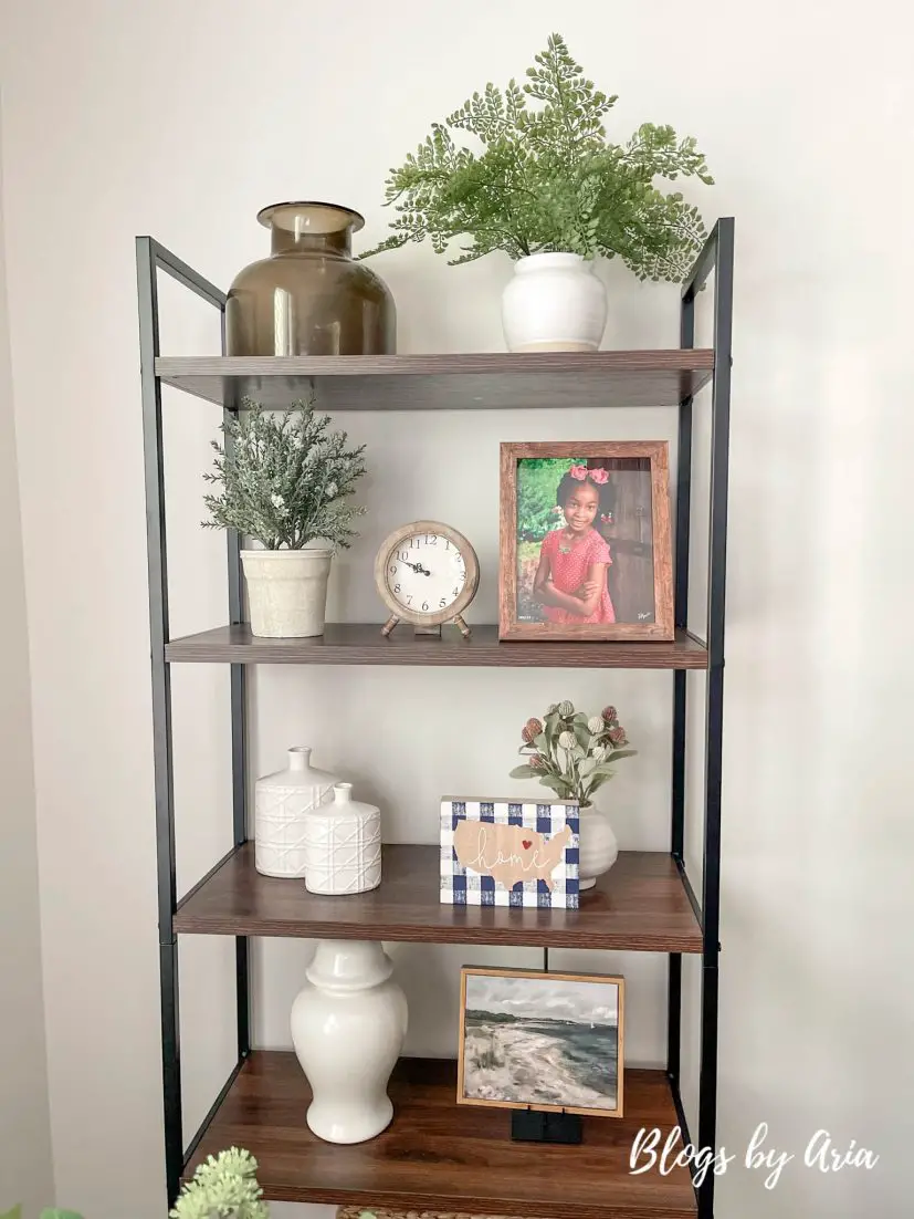4th of July home tour, styling shelves for the fourth of July, how to decorate for the 4th of July