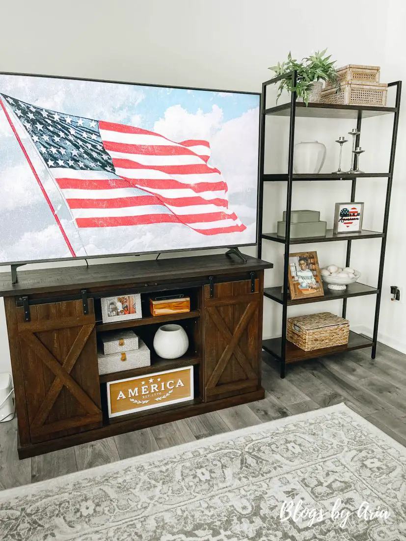 4th of July home tour, styling shelves for the fourth of July, how to decorate for the 4th of July