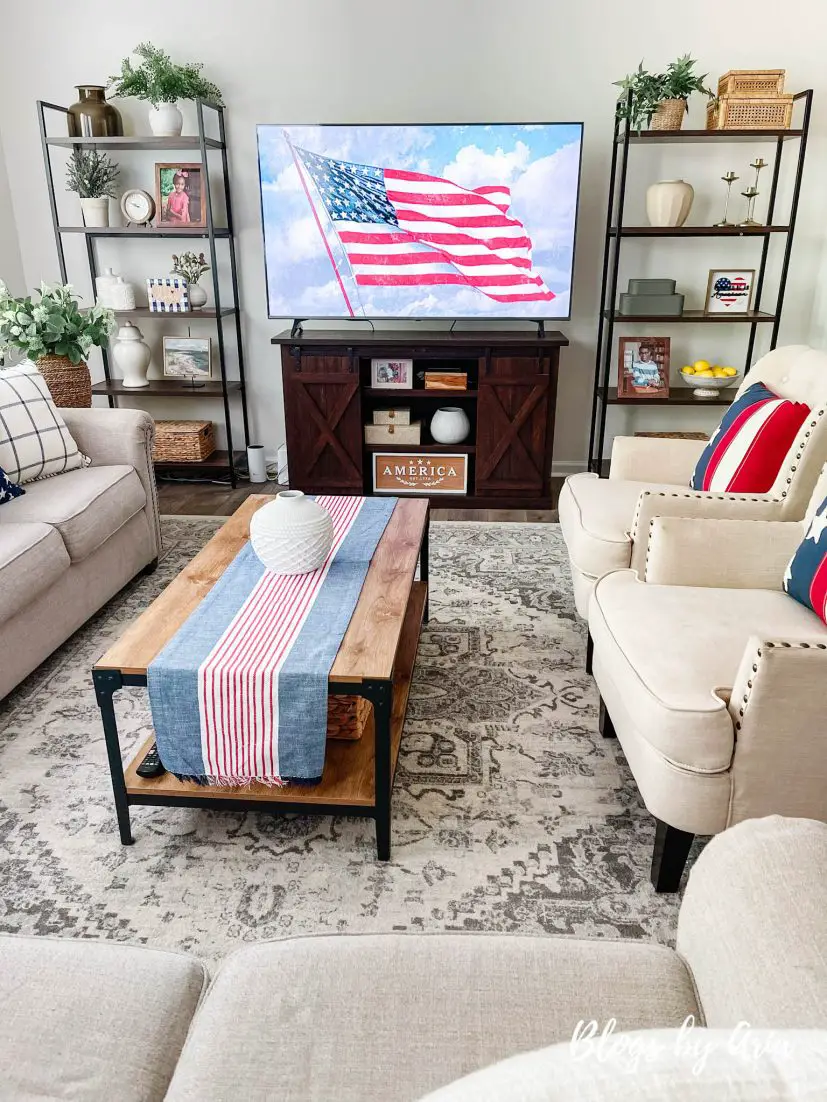 4th of July console table decor, how to decorate living room for the fourth of july
