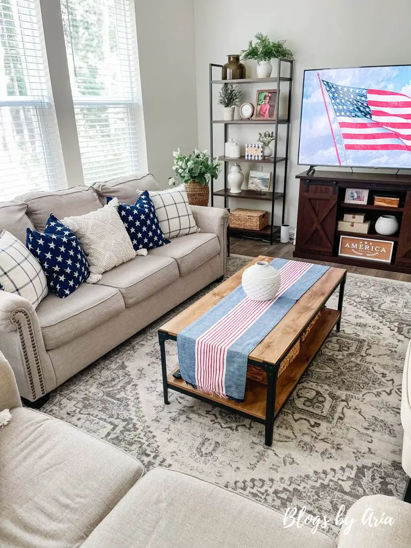 4th of July console table decor, how to decorate living room for the fourth of july