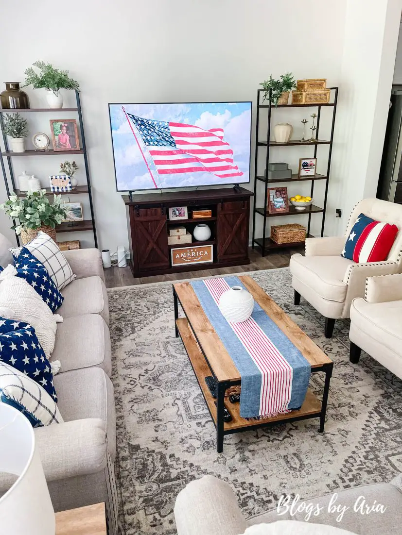 4th of July console table decor, how to decorate living room for the fourth of july