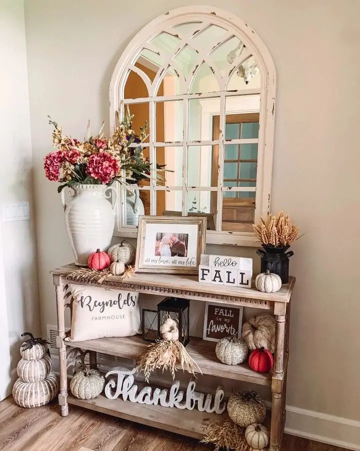 Ways to Welcome Fall: Stunning Entryway Table Decor Ideas