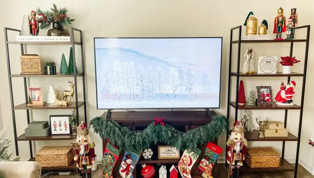 Christmas Styled Shelves