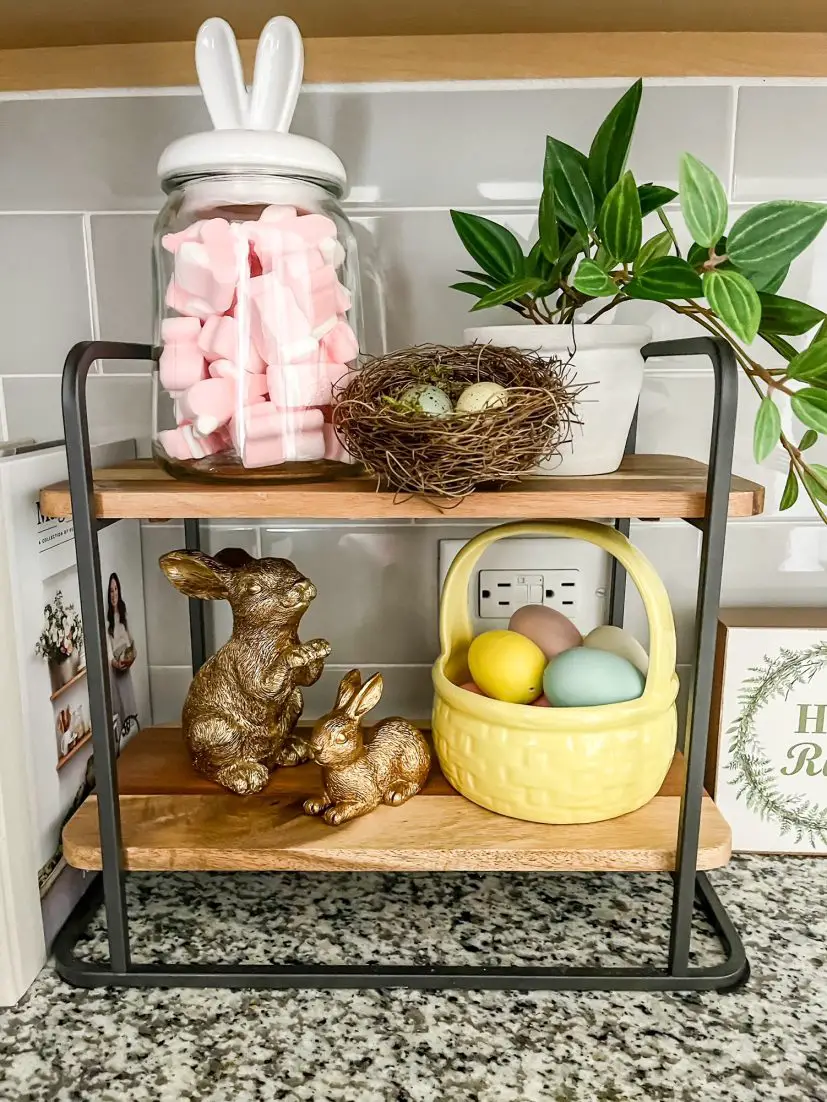 Easter kitchen decorating ideas, simple Easter decor, neutral Easter decorations, Spring kitchen decorating